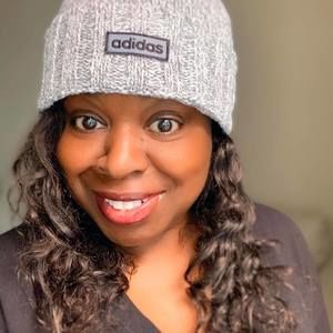 Meet your Posher, Cora